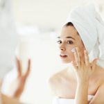Como amenizar marcas de acne